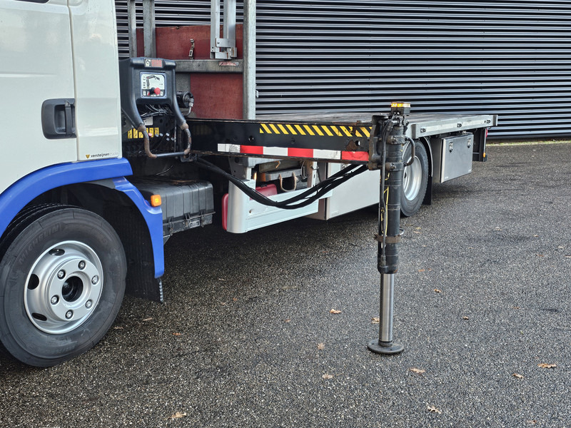 MAN TGL 12.220 / HIAB CRANE / MACHINE TRANSPORT - Kravas auto ar manipulatoru: foto 4 MAN TGL 12.220 / HIAB CRANE / MACHINE TRANSPORT - Kravas auto ar manipulatoru: foto 4