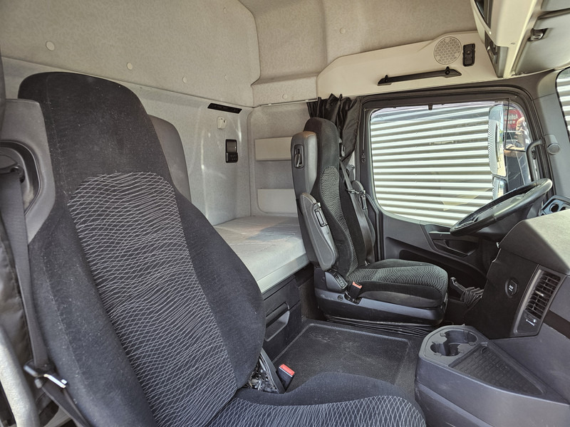 Kravas auto ar manipulatoru Mercedes-Benz AROCS 2545 6x2 / HMF 32 TM / CRANE / KRAN: foto 12 Kravas auto ar manipulatoru Mercedes-Benz AROCS 2545 6x2 / HMF 32 TM / CRANE / KRAN: foto 12