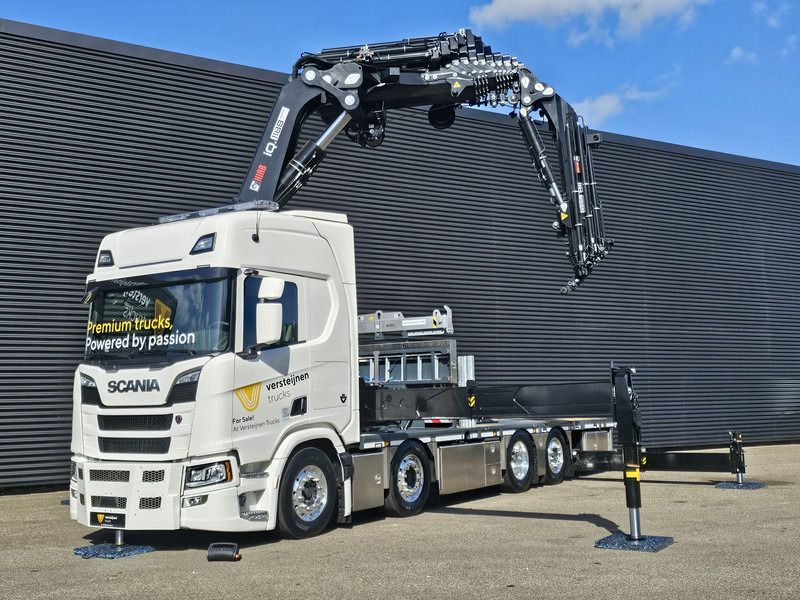 Scania R590 V8 / 8X2 / HIAB 1188 + JIB + WINCH - Bortu kravas automašīna/ Platforma, Kravas auto ar manipulatoru: foto 3 Scania R590 V8 / 8X2 / HIAB 1188 + JIB + WINCH - Bortu kravas automašīna/ Platforma, Kravas auto ar manipulatoru: foto 3