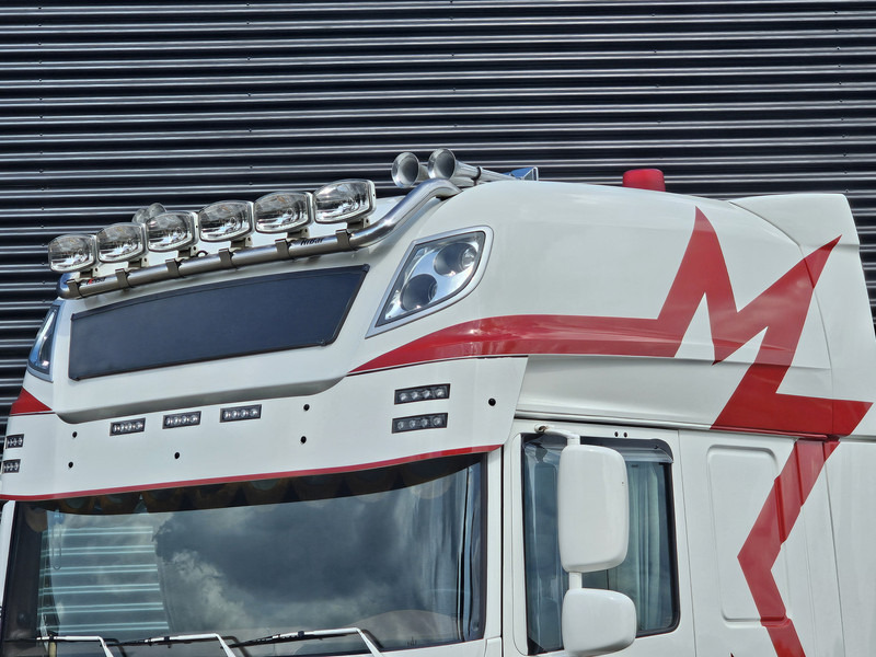 DAF XF480 / 6x2/4 / LIFT STEERING AXLE - Vilcējs: foto 4 DAF XF480 / 6x2/4 / LIFT STEERING AXLE - Vilcējs: foto 4