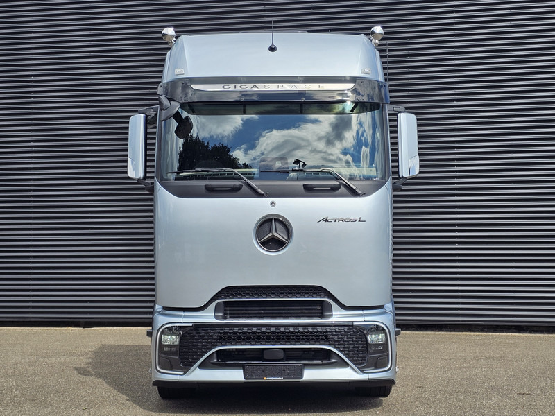 Mercedes-Benz ACTROS 2548 6X2/4 / PTO / GIGASPACE - Vilcējs: foto 4 Mercedes-Benz ACTROS 2548 6X2/4 / PTO / GIGASPACE - Vilcējs: foto 4
