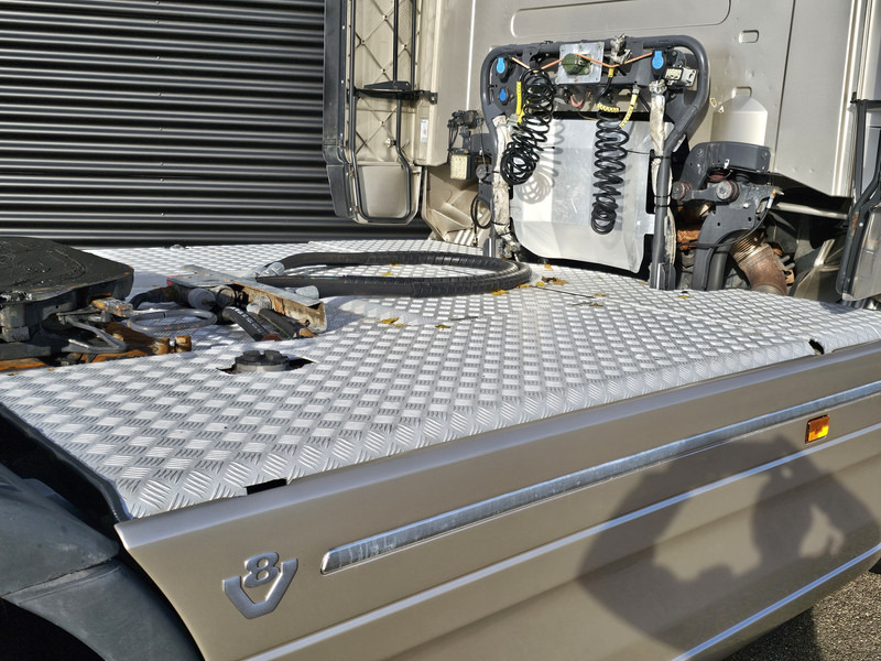 Scania R520 V8 TOPLINE / RETARDER / HYDRAULIC / - Vilcējs: foto 3 Scania R520 V8 TOPLINE / RETARDER / HYDRAULIC / - Vilcējs: foto 3