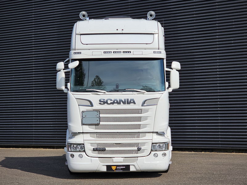 Scania R580 V8 6x2 BOOGIE / FULL AIR / RETARDER / ADR - Vilcējs: foto 3 Scania R580 V8 6x2 BOOGIE / FULL AIR / RETARDER / ADR - Vilcējs: foto 3