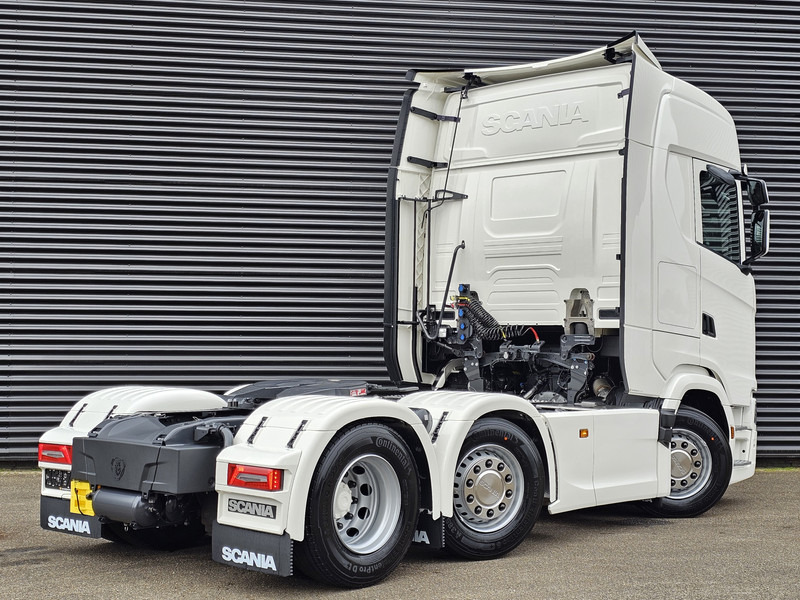 Scania S460 / 6x2/4 / FULL AIR / RETARDER / PUSHER / 2 x PTO - Vilcējs: foto 4 Scania S460 / 6x2/4 / FULL AIR / RETARDER / PUSHER / 2 x PTO - Vilcējs: foto 4