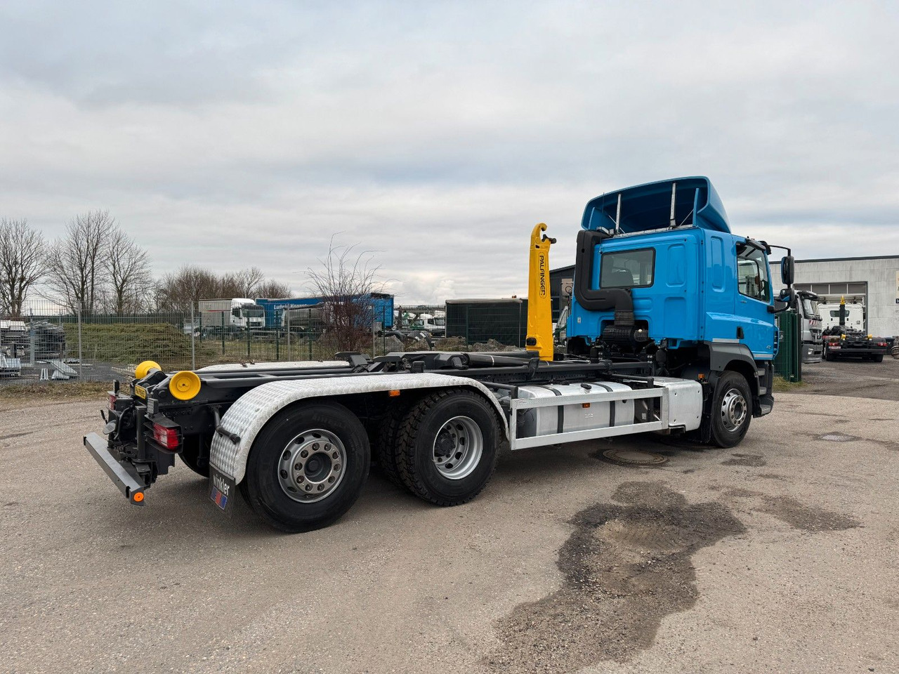 DAF CF 480 6X2 Abroller Funk 8 Stück neue Pirelli DAF CF 480 6X2 Abroller Funk 8 Stück neue Pirelli - Pacēlājs ar āķi: foto 4 DAF CF 480 6X2 Abroller Funk 8 Stück neue Pirelli DAF CF 480 6X2 Abroller Funk 8 Stück neue Pirelli - Pacēlājs ar āķi: foto 4