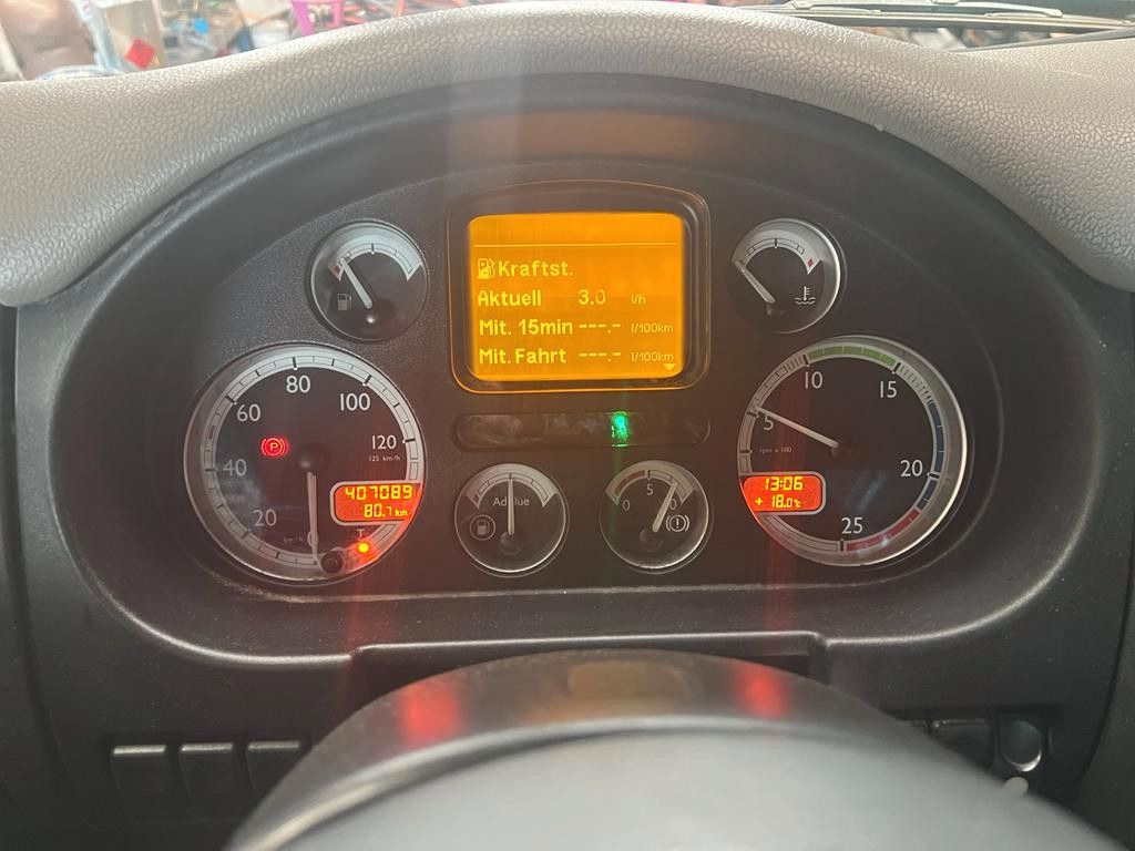 DAF CF 85.460 6X2 VDL Absetzer Top Zustand Retarder DAF CF 85.460 6X2 VDL Absetzer Top Zustand Retarder - Būvgružu konteineru vedējs: foto 2 DAF CF 85.460 6X2 VDL Absetzer Top Zustand Retarder DAF CF 85.460 6X2 VDL Absetzer Top Zustand Retarder - Būvgružu konteineru vedējs: foto 2