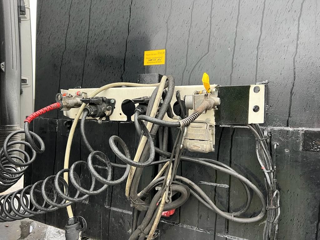 Langendorf Tiefbett mit Rampen Hydraulisch Langendorf Tiefbett mit Rampen Hydraulisch - Puspiekabe zema profila platforma: foto 4 Langendorf Tiefbett mit Rampen Hydraulisch Langendorf Tiefbett mit Rampen Hydraulisch - Puspiekabe zema profila platforma: foto 4