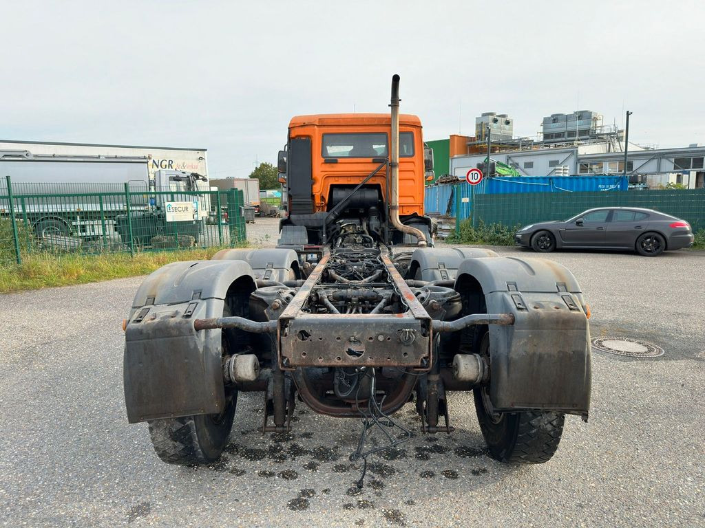 MAN 26.310 6x2 Fahrgestell Lift & Lenkachse MAN 26.310 6x2 Fahrgestell Lift & Lenkachse - Šasija kravas automašīna: foto 5 MAN 26.310 6x2 Fahrgestell Lift & Lenkachse MAN 26.310 6x2 Fahrgestell Lift & Lenkachse - Šasija kravas automašīna: foto 5