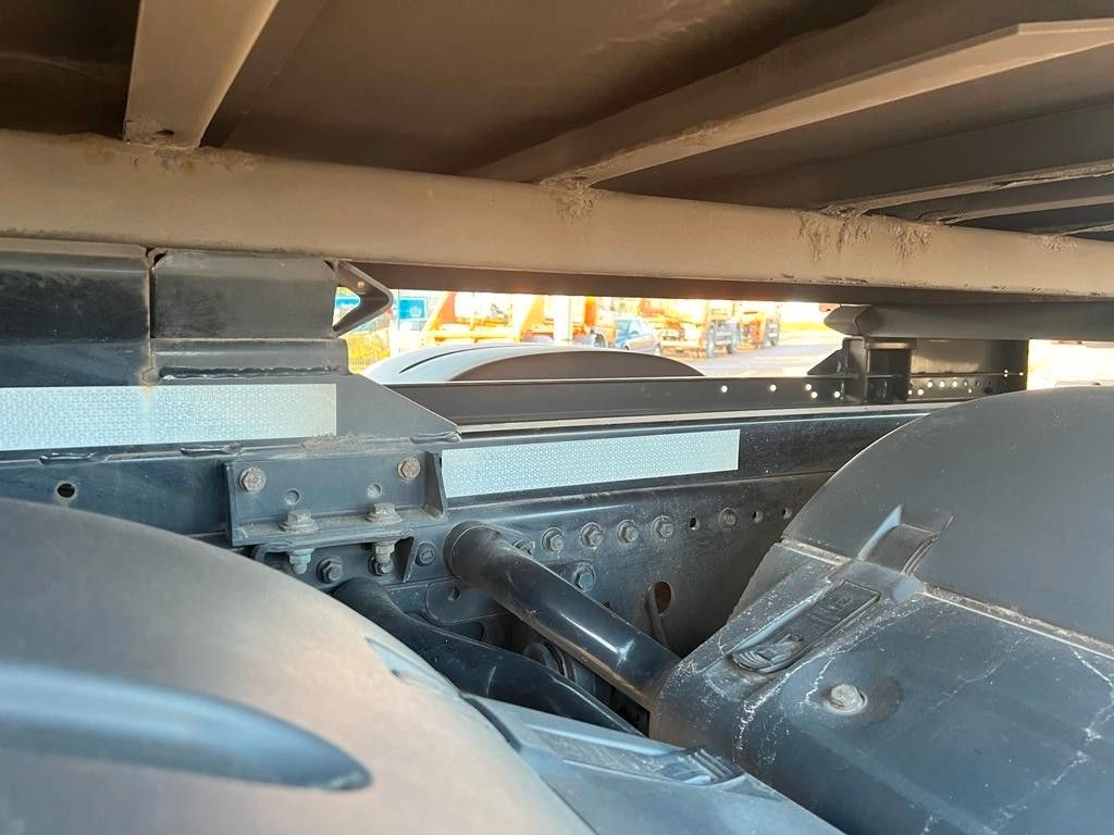 Konteineru vedējs/ Kravas automašīna ar noņemamā virsbūve MAN 26.400 6x2 BDF | AC | Navi |  Tip Top Zustand! MAN 26.400 6x2 BDF | AC | Navi |  Tip Top Zustand!: foto 13