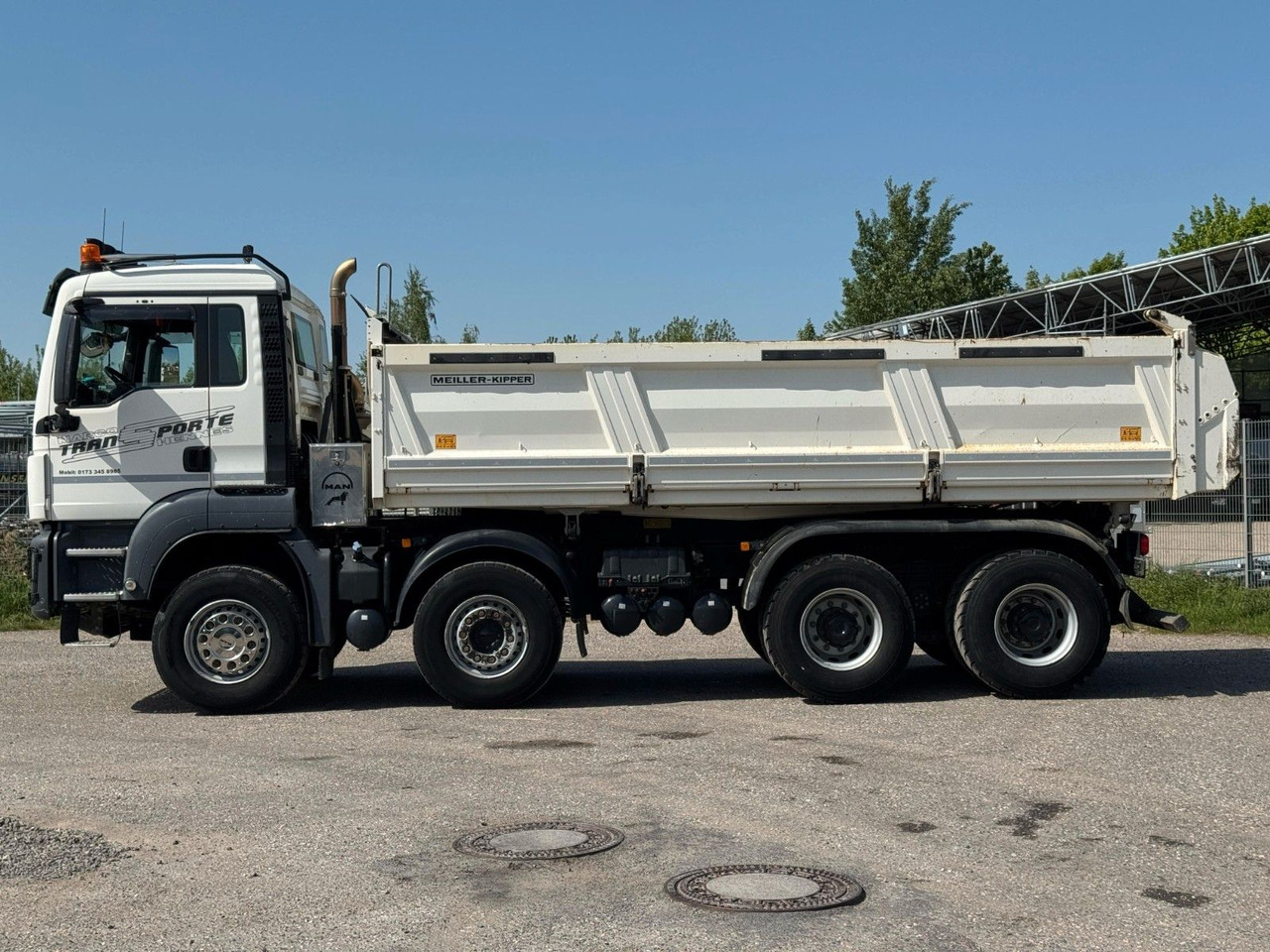MAN 35.460 8x4 Meiller 3S. Kipper Bordmatik Retarder - Kravas automašīna pašizgāzējs: foto 5 MAN 35.460 8x4 Meiller 3S. Kipper Bordmatik Retarder - Kravas automašīna pašizgāzējs: foto 5