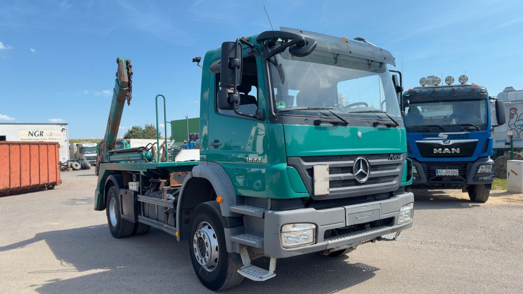 Būvgružu konteineru vedējs Mercedes-Benz 1833  4x2 Meiller AK 12 | Klima | Guter Zustand: foto 11
