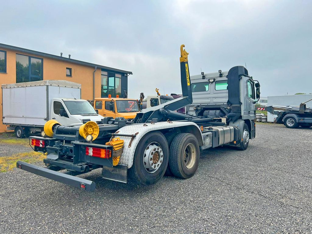Mercedes-Benz 2541 6X2 Marrel Abroller Hydr. Verriegelung - Pacēlājs ar āķi: foto 3 Mercedes-Benz 2541 6X2 Marrel Abroller Hydr. Verriegelung - Pacēlājs ar āķi: foto 3