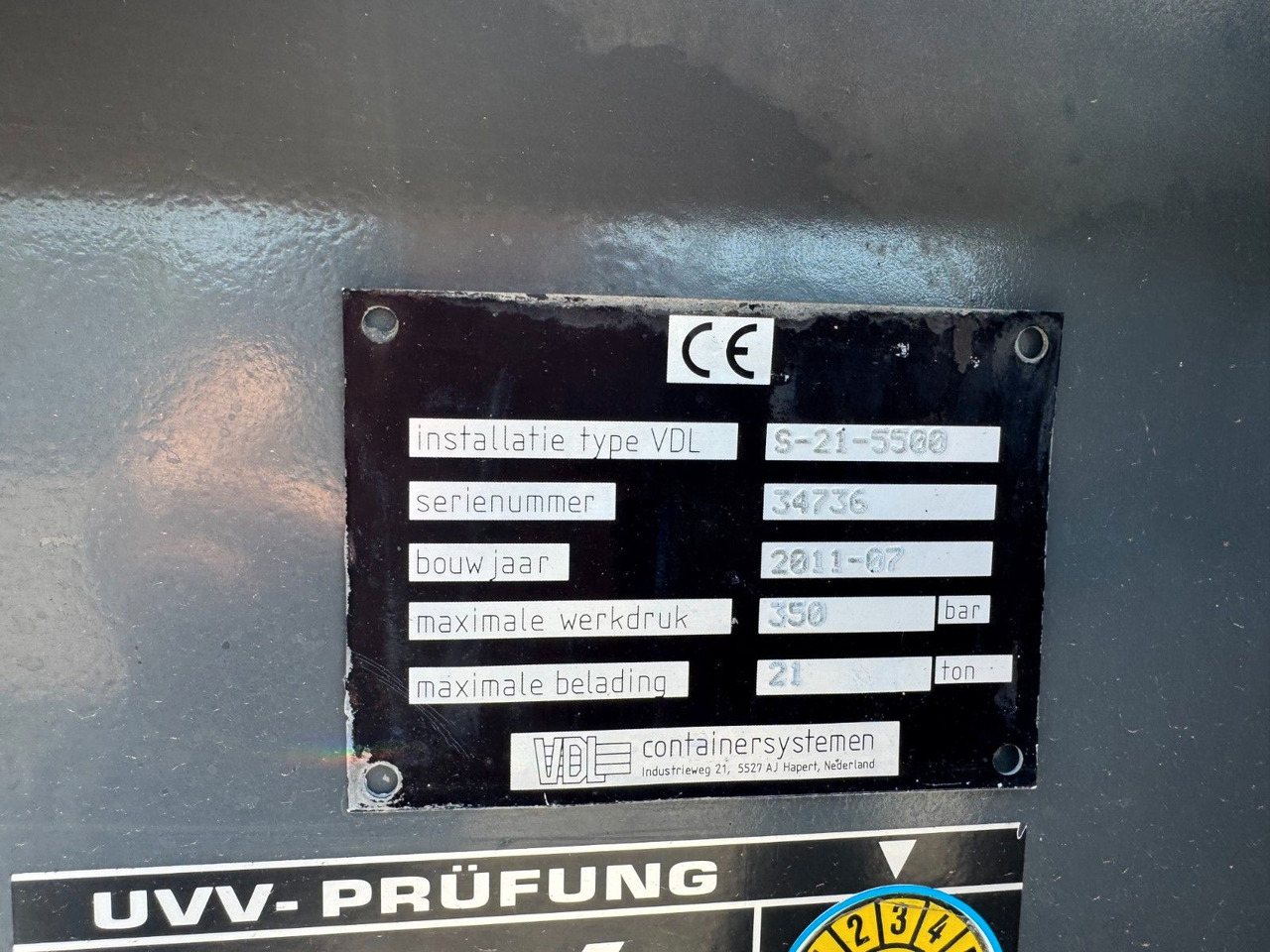 Mercedes-Benz 2644 6X4 VDL Abroller mit 3,90 Radstand Blatt BL - Pacēlājs ar āķi: foto 4 Mercedes-Benz 2644 6X4 VDL Abroller mit 3,90 Radstand Blatt BL - Pacēlājs ar āķi: foto 4