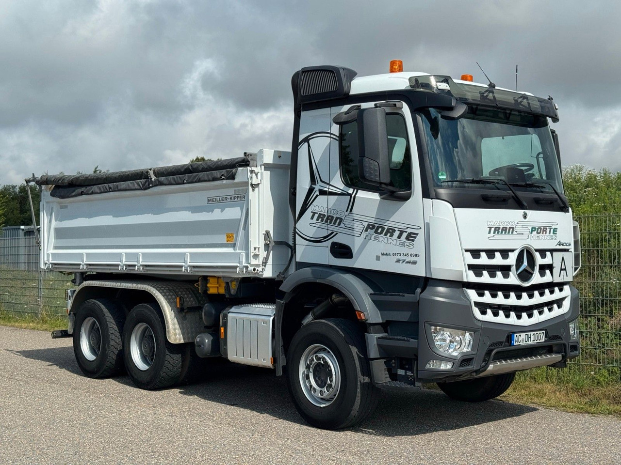 Kravas automašīna pašizgāzējs Mercedes-Benz 2648 6x4 3S. Kipper Meiller Bordmatik Top Zust. Mercedes-Benz 2748 6x4 Meiller 3S. Kipper Bordmatik | Retarder: foto 9