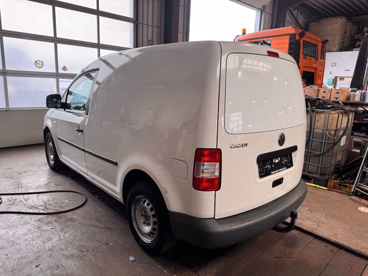 Volkswagen Caddy 69 PS Diesel - Mazs furgons: foto 4 Volkswagen Caddy 69 PS Diesel - Mazs furgons: foto 4