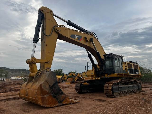 CAT 390DL - Kāpurķēžu ekskavators: foto 1 CAT 390DL - Kāpurķēžu ekskavators: foto 1