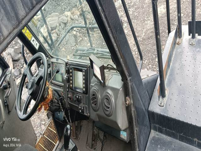 Karjeru pašizgāzējs CAT 777E: foto 14 Karjeru pašizgāzējs CAT 777E: foto 14