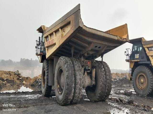 CAT 777E - Karjeru pašizgāzējs: foto 2 CAT 777E - Karjeru pašizgāzējs: foto 2