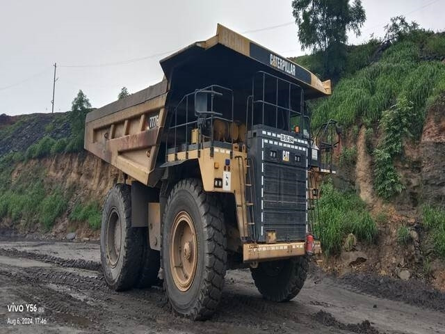 CAT 777E - Karjeru pašizgāzējs: foto 4 CAT 777E - Karjeru pašizgāzējs: foto 4