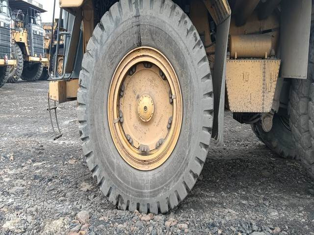 Karjeru pašizgāzējs CAT 777E: foto 23 Karjeru pašizgāzējs CAT 777E: foto 23