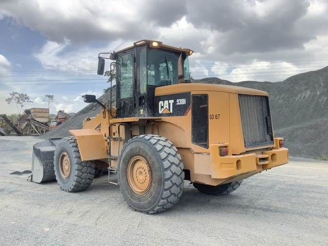 CAT 938H - Riteņu iekrāvējs: foto 2 CAT 938H - Riteņu iekrāvējs: foto 2