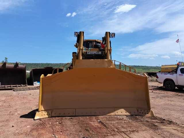 CAT D8T - Buldozers: foto 3 CAT D8T - Buldozers: foto 3