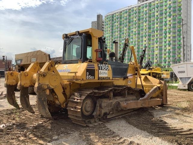 Komatsu D85EX-15 - Buldozers: foto 3 Komatsu D85EX-15 - Buldozers: foto 3