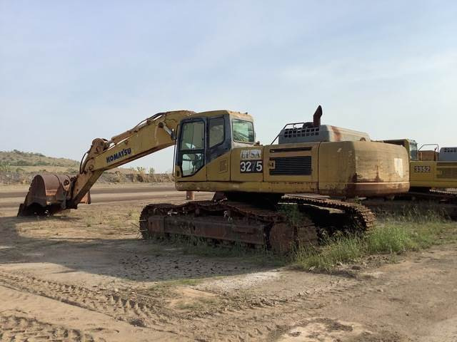 Komatsu PC450-7 - Kāpurķēžu ekskavators: foto 2 Komatsu PC450-7 - Kāpurķēžu ekskavators: foto 2