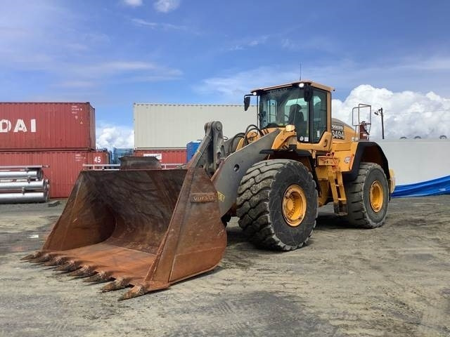 Volvo L220H - Riteņu iekrāvējs: foto 1 Volvo L220H - Riteņu iekrāvējs: foto 1