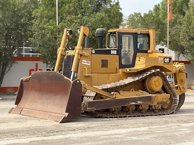 CAT D8R - Buldozers: foto 1 CAT D8R - Buldozers: foto 1