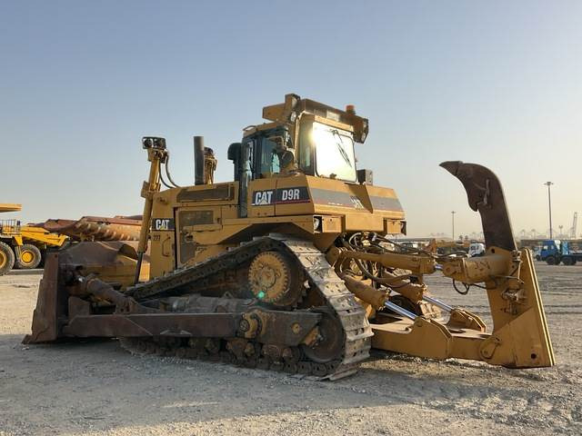 CAT D9R - Buldozers: foto 2 CAT D9R - Buldozers: foto 2
