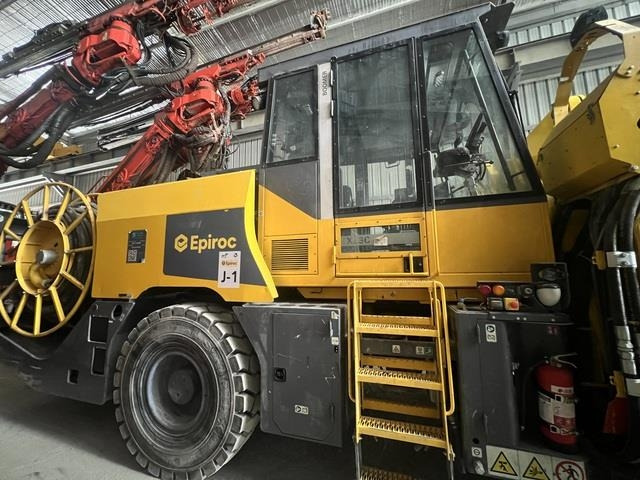 Epiroc Boomer XE3C - Kalnrūpniecības mašīna: foto 1 Epiroc Boomer XE3C - Kalnrūpniecības mašīna: foto 1