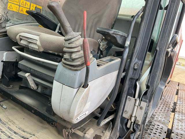 Kāpurķēžu ekskavators Hitachi ZX870H-5G: foto 19