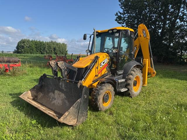 JCB 3CX - Ekskavators-iekrāvējs: foto 1 JCB 3CX - Ekskavators-iekrāvējs: foto 1