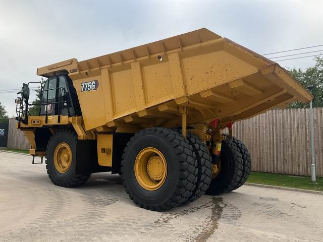 CAT 775G - Karjeru pašizgāzējs: foto 2 CAT 775G - Karjeru pašizgāzējs: foto 2