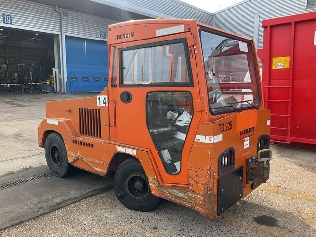 Charlatte TD225 - Noliktavas vilcējs: foto 4 Charlatte TD225 - Noliktavas vilcējs: foto 4