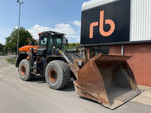 Doosan DL480-7 - Riteņu iekrāvējs: foto 4 Doosan DL480-7 - Riteņu iekrāvējs: foto 4