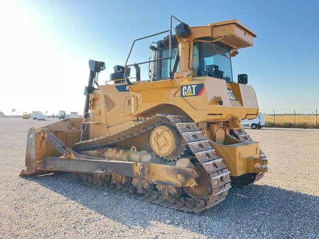 CAT D8T - Buldozers: foto 2 CAT D8T - Buldozers: foto 2
