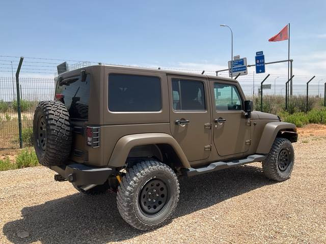 Jeep Wrangler JK Command - Vieglā automašīna: foto 3 Jeep Wrangler JK Command - Vieglā automašīna: foto 3