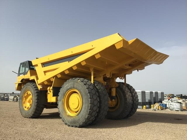 Komatsu HD785-5 - Karjeru pašizgāzējs: foto 2 Komatsu HD785-5 - Karjeru pašizgāzējs: foto 2