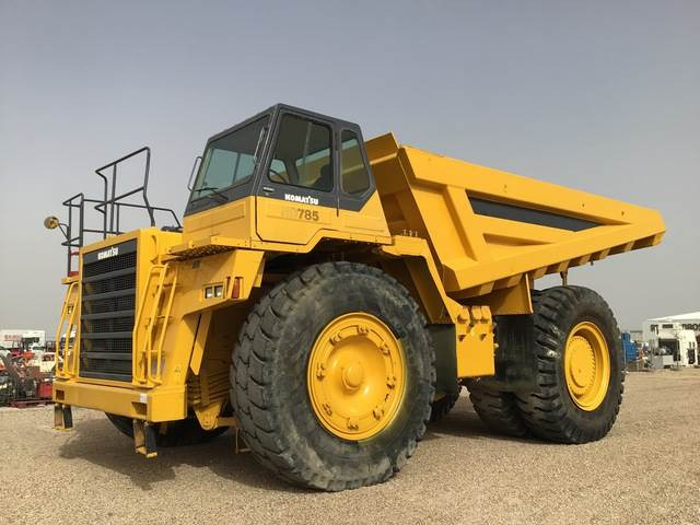 Komatsu HD785-5 - Karjeru pašizgāzējs: foto 1 Komatsu HD785-5 - Karjeru pašizgāzējs: foto 1