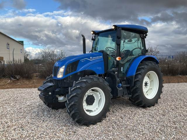New Holland T5.100 - Traktors: foto 1 New Holland T5.100 - Traktors: foto 1