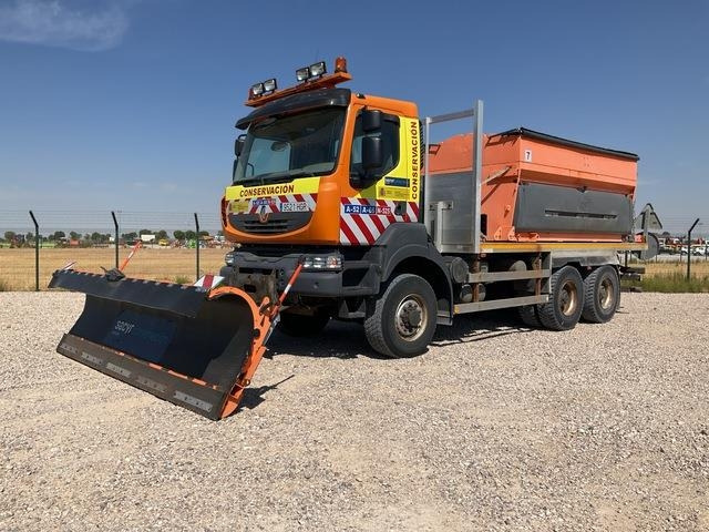 Renault Kerax 430DXI - Sniega novākšanas tehnika: foto 1 Renault Kerax 430DXI - Sniega novākšanas tehnika: foto 1