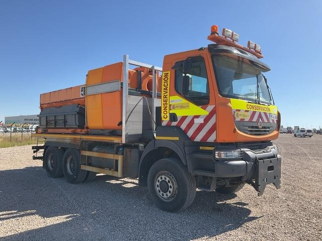 Renault Kerax 430DXI - Sniega novākšanas tehnika: foto 4 Renault Kerax 430DXI - Sniega novākšanas tehnika: foto 4