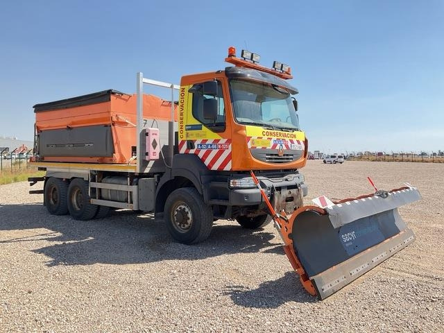 Renault Kerax 430DXI - Sniega novākšanas tehnika: foto 4 Renault Kerax 430DXI - Sniega novākšanas tehnika: foto 4