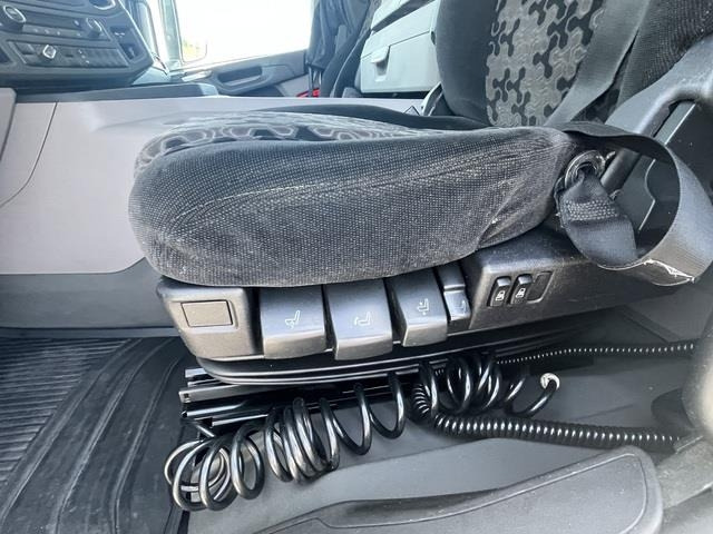 Vilcējs Scania P410: foto 21