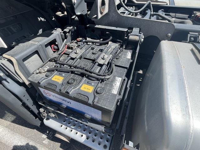 Vilcējs Scania P410: foto 13