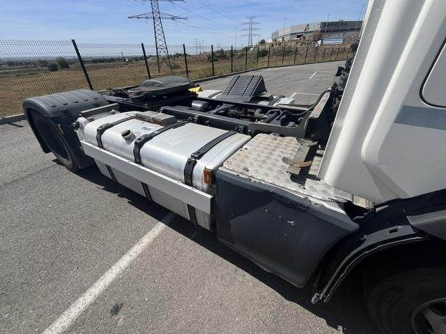 Vilcējs Scania P410: foto 7