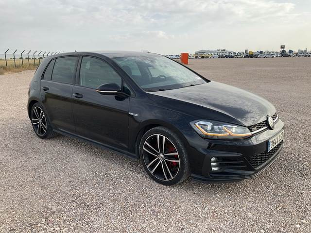 Volkswagen Golf - Vieglā automašīna: foto 4 Volkswagen Golf - Vieglā automašīna: foto 4