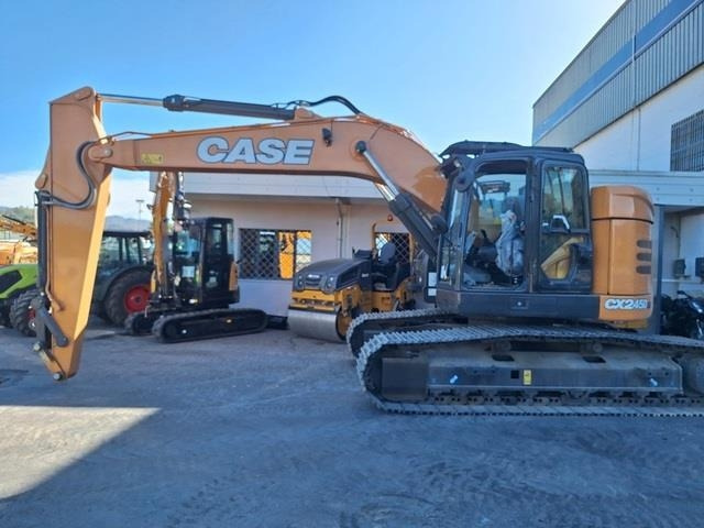 CASE CX245DSR - Kāpurķēžu ekskavators: foto 1 CASE CX245DSR - Kāpurķēžu ekskavators: foto 1